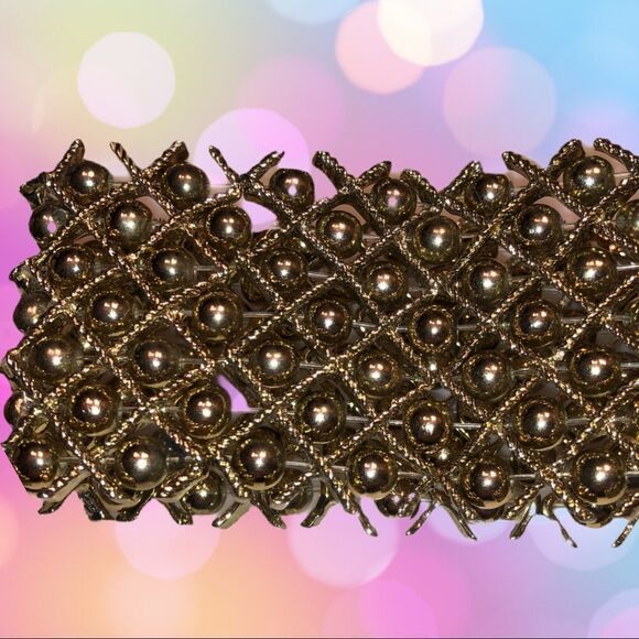 Gold stretchy bracelet  - Picture 5 of 5